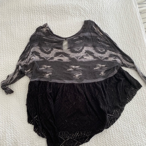 Free People Black Boho Aztec Eyelet Mid Sleeve Top Size XS - Picture 4 of 6